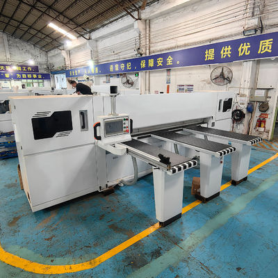 16.5kw di potenza CNC automatico per il taglio del pannello di legno per la lavorazione del legno