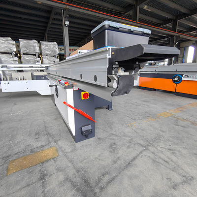 Tavola scorrevole a pannello di precisione seghe di taglio per la lavorazione del legno industriale 45 90 grado