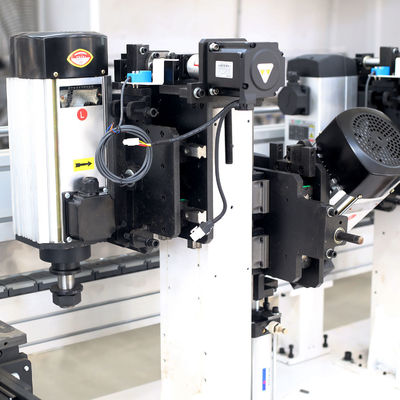 Macchina per l'incollazione di fasci di formazione morbida di bordo con tensione di 380V