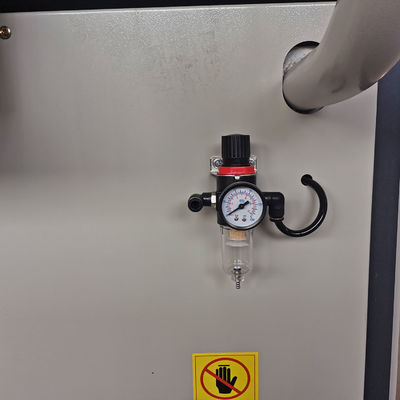 1.87kw Potenza 380v/50Hz Macchina di levigatura laterale completamente automatica
