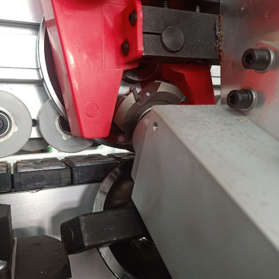 60 mm Min Larghezza del pezzo di lavoro Legno lavorazione bordo Bandage Machine per la produzione di compensato