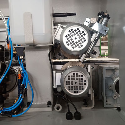 60 mm Min Larghezza del pezzo di lavoro Legno lavorazione bordo Bandage Machine per la produzione di compensato