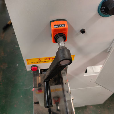 Velocità di alimentazione del pannello 15 m/min PM265 Automatica 45° Bevel Straight Edge Sealing Machine