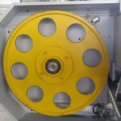 MJ400 Serratura a banda orizzontale automatica per taglio di legno quadrato Larghezza di nastro trasportatore 380 mm