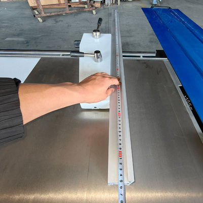 MJ3200 Macchina per seghe a tavolo scorrevole elettronica con potenza di 5,5 kW e peso di 780 kg