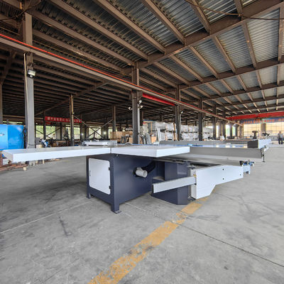 MJ3200 Macchina per seghe a tavolo scorrevole elettronica con potenza di 5,5 kW e peso di 780 kg