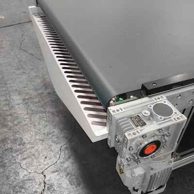 Progettazione di una macchina per router CNC automatico di alimentazione e scarico con piattaforma trasportatrice