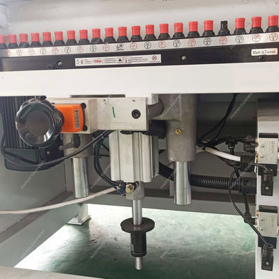 1140x1100x1270mm Dimensioni di imballaggio Macchina automatica di perforazione e perforazione a profondo foro