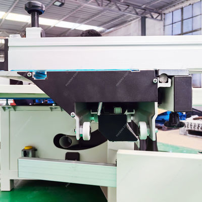 3200*425mm Tavola scorrevole Lunghezza * Larghezza F45N Legnageria CNC Seghe di precisione 45 gradi