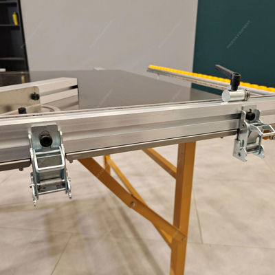 Macchina di taglio del compensato per seghe a tavolo scorrevole ad alta precisione con motore di seghe a mini panel PDMJ16