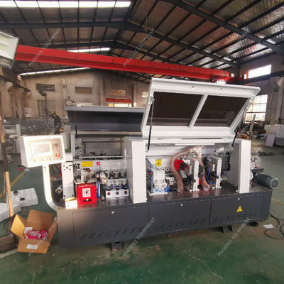 Migliora la tua produzione di lavorazione del legno con la macchina semiautomatica per le fasce