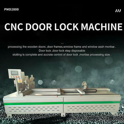 Macchina per la perforazione di porte in legno completamente automatica Macchina a chiave CNC per un'operazione facile