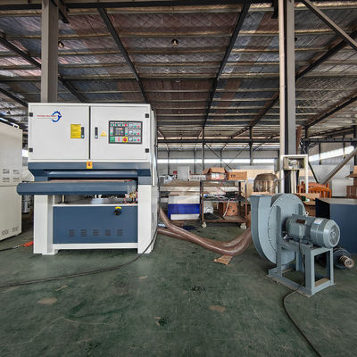 La macchina di levigatura ad assorbimento a vuoto R-R1000 6-14 m/min per pavimenti in legno e porte per armadi