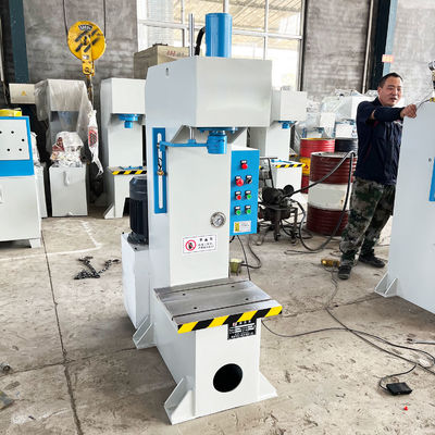 Pressa di perforazione e montaggio di cuscinetti idraulici a colonna singola ad alta velocità con potenza di 4 kW
