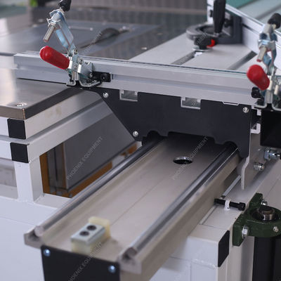 Serratura a mitra scorrevole automatica di precisione per pannelli di compensato negli impianti di produzione