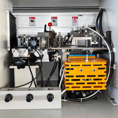 Funzione di incollaggio PM50B Pannelli a base di legno Macchine per la banda di bordo Trimmer Auto Edge Bander con pre-mellaggio