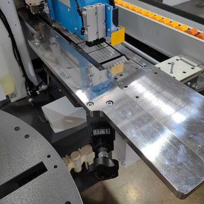 Macchine per la lavorazione del legno ad alta precisione CNC per la lavorazione automatica dei nastri di bordo e per la progettazione di armadi