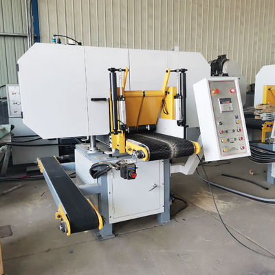 Segatrice a fascia di legno orizzontale da 400 mm con velocità di alimentazione automatica e taglio preciso