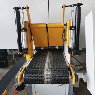 Segatrice a fascia di legno orizzontale da 400 mm con velocità di alimentazione automatica e taglio preciso