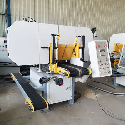 Potenza totale 17,22kw Macchine per la lavorazione del legno Macchine per la sega a fascia orizzontale completamente automatiche