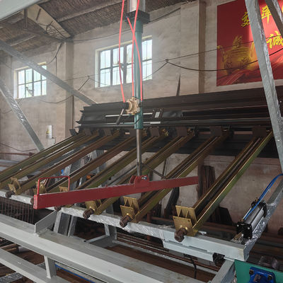 8 Tavolo di lavoro MY2500B-8 Pressa di incollaggio per legno massello portatore di pinze pneumatiche rotative per la lavorazione del legno