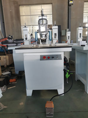 Macchine di foraggio a cerniera senza polvere a testa normale CNC 800x750x1550mm
