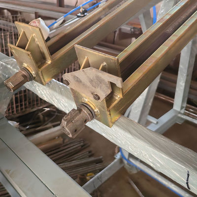 8 Tavolo di lavoro MY2500B-8 Pressa di incollaggio per legno massello portatore di pinze pneumatiche rotative per la lavorazione del legno