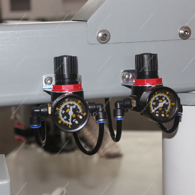 Macchina per la bandazione del bordo dell'arco completamente automatica con velocità di 12 m/min e braccio pieghevole flessibile