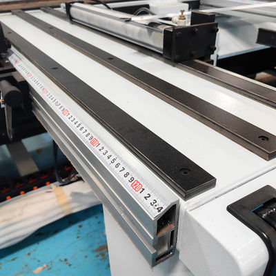 2700 mm di lunghezza seghe multifunzionali per taglio di legno per pannello automatico del computer CNC