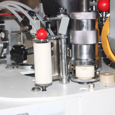 Bordatrice automatica con bilanciere a curva diritta con aggancio di precisione laser per colla 110C-210C