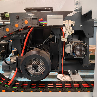 Serratura per computer CNC completamente automatica a tensione personalizzata per il taglio di legno a velocità elevata