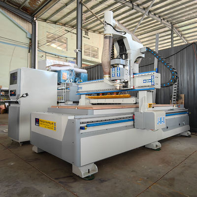 PK1325 Centro di lavorazione a fila retta completamente automatico con 12 macchinari CNC