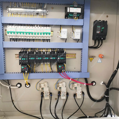 Macchina di levigatura a cintura di precisione completamente automatica per la linea di produzione di lavorazione del legno