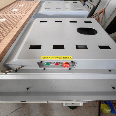 Macchina per il router CNC per la lavorazione del legno con cambio utensili automatico lineare e alta durata