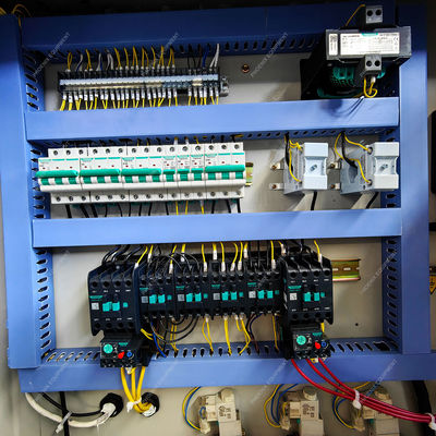 Macchina di levigatura a cintura multifunzionale a pianta di legno CNC doppio tavolo laterale automatico