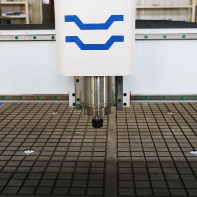 Macchina di incisione per taglio di marchio CNC completamente automatica per legno e cartone in PVC acrilico