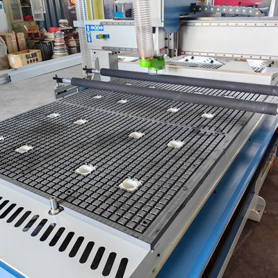 PK1325 Router CNC per lavorazione del legno pesante con percorrenza dell'asse Y di 2500 mm e peso di 1700 kg