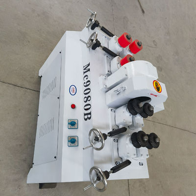 Macchina avanzata rotonda per la produzione automatica di maniglie di scopa e bastoncini da spazzola