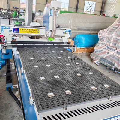 1700 kg di peso per il taglio del legno CNC router con funzioni di perforazione e perforazione orizzontali