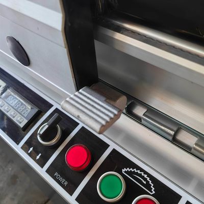 Mobili MJ6132 segatrice con tavolo inclinato a 45 gradi e pannello circolare scorrevole