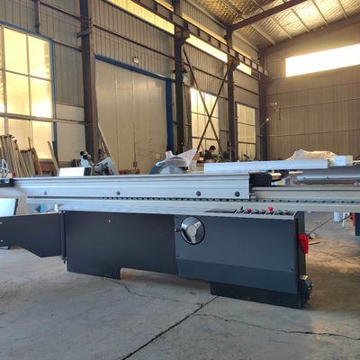Seghe di precisione a pannello orizzontale per la lavorazione del legno lunghezza massima di taglio 3200 mm