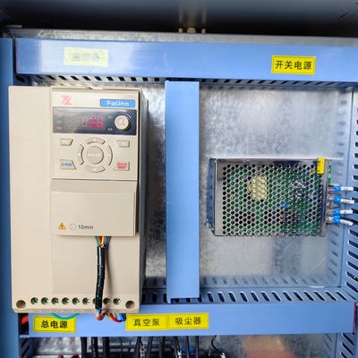 Router ATC Cnc per la lavorazione del legno con sistema di controllo Weihong e 1300×2500 dimensioni del tavolo di lavoro