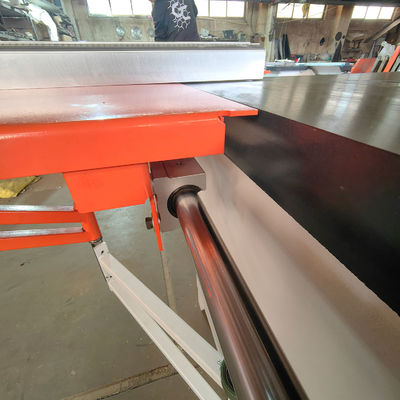 Tavola scorrevole seghe circolari per taglio inclinato a 45 gradi 850*2800*1500mm