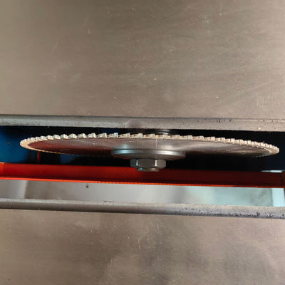 Seghe da tavolo circolari per la lavorazione del legno con tavolo scorrevole