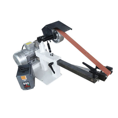 Potenza 2.2kW Industrial Belt Grinder Machine per operazioni di levigatura e lucidatura