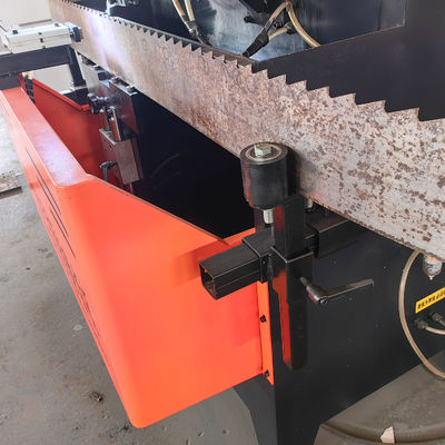 Negozi di materiali da costruzione PM1160 Macchina automatica per la macinazione del legno