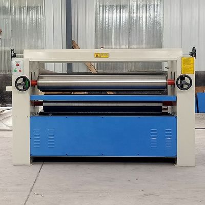 600 KG Peso MT6113 Colla / MDF Roller Spreading Machine con alta precisione