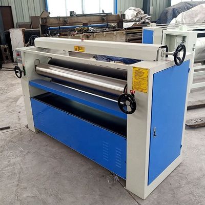 600 KG Peso MT6113 Colla / MDF Roller Spreading Machine con alta precisione