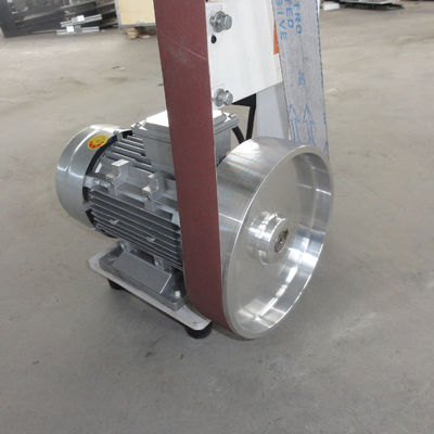 Arco di saldatura Sciacquatura a cucitura con PMS1200 Vertical Plane Sanding Machine and Sanding Belt