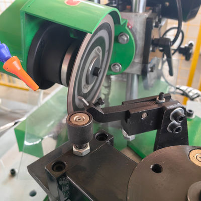 Precisione 6000 r/min Macchina per affilare la lama di sega circolare CNC con passo dentale da 5 a 45 mm